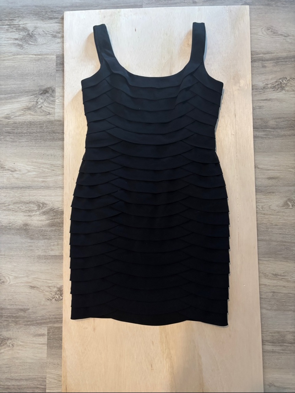 Carmen Marc Valvo Black Tiered Scoop Neck Mini Dress
